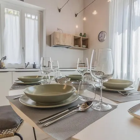 Feriehus La Casa Di Carla Mandello del Lario